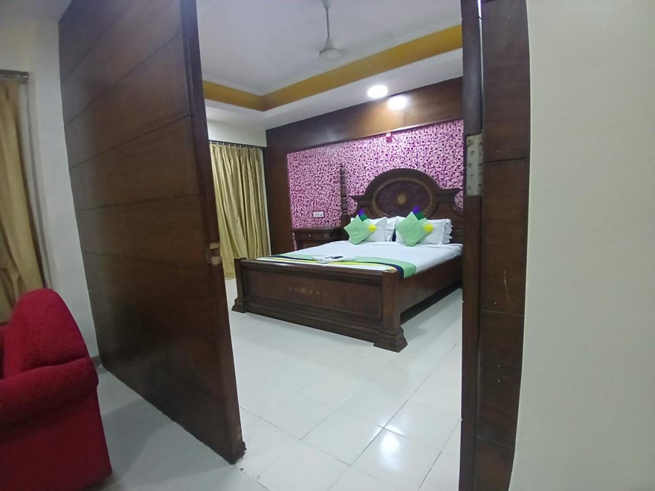 Blossoms Room The Plaza-Luxury Collection- Lakdikapul Hyderabad Exterior photo